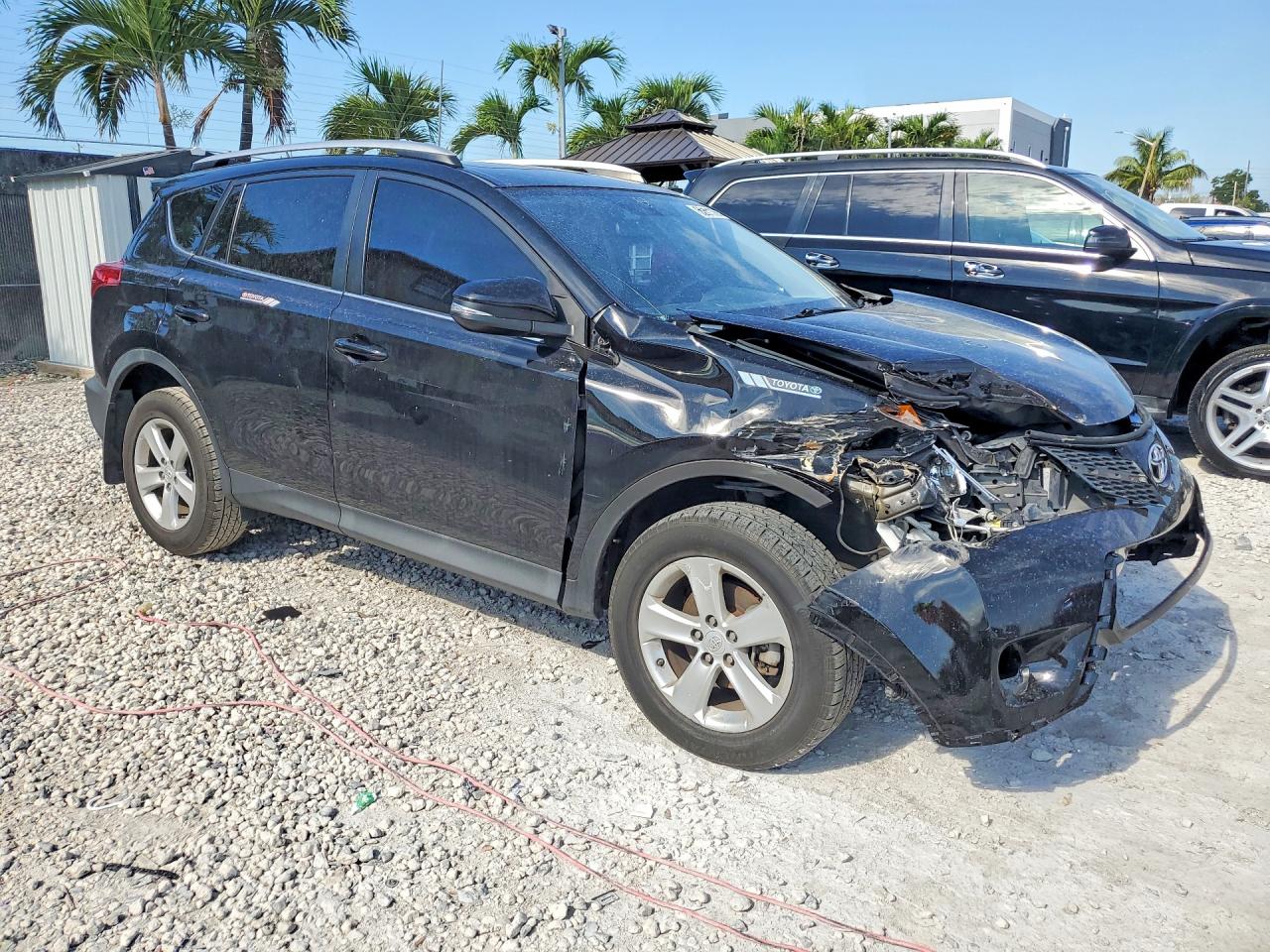 2014 TOYOTA RAV 4 — VIN 2T3WFREV2EW089333 — photo 4